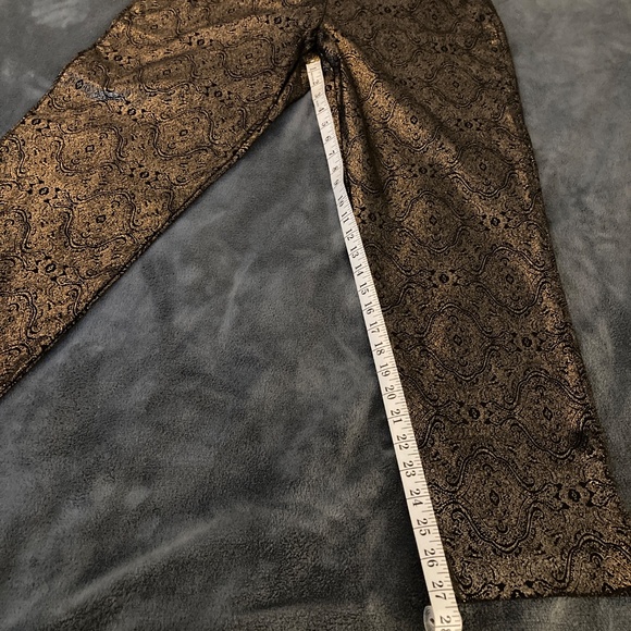 FULL OUTFIT -- Bohemian Blouse and Pants Set with Earrings - Picture 7 of 15